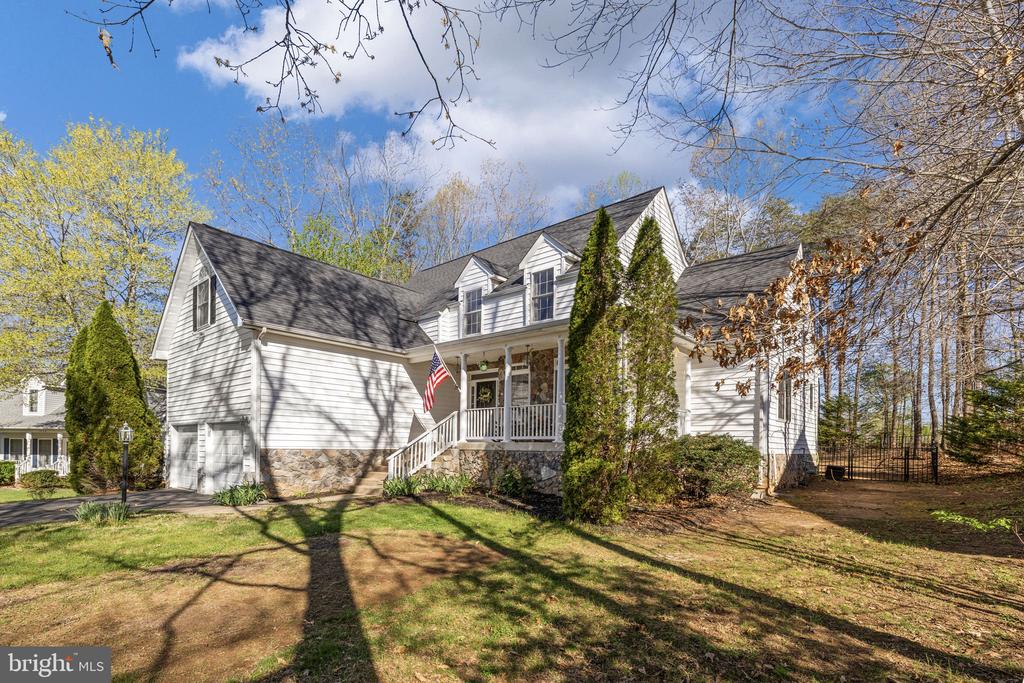 1472 MORRIS POND DR, LOCUST GROVE, Virginia 22508, 5 Bedrooms Bedrooms, ,3 BathroomsBathrooms,Residential,1472 MORRIS POND DR,VAOR2013644 MLS # VAOR2013644 1472 MORRIS POND DR, LOCUST GROVE, Virginia 22508, 5 Bedrooms Bedrooms, ,3 BathroomsBathrooms,Residential,1472 MORRIS POND DR,VAOR2013644 MLS # VAOR2013644