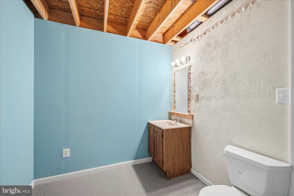 11335 WHIPKEY DR, BEALETON, Virginia, 4 Bedrooms Bedrooms, ,2 BathroomsBathrooms,Residential,11335 WHIPKEY DR,VAFQ2020954 MLS # VAFQ2020954 11335 WHIPKEY DR, BEALETON, Virginia, 4 Bedrooms Bedrooms, ,2 BathroomsBathrooms,Residential,11335 WHIPKEY DR,VAFQ2020954 MLS # VAFQ2020954