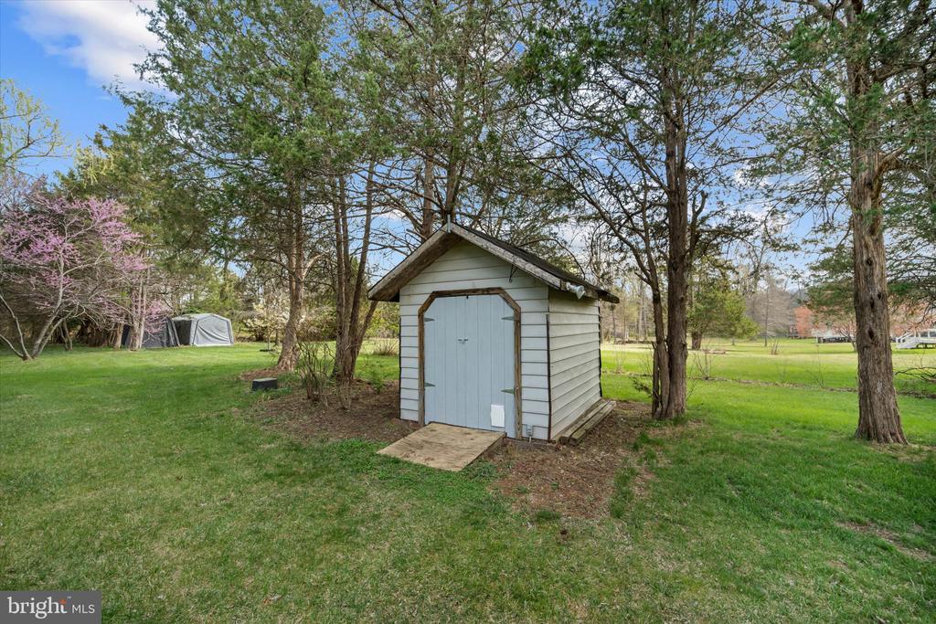 11335 WHIPKEY DR, BEALETON, Virginia, 4 Bedrooms Bedrooms, ,2 BathroomsBathrooms,Residential,11335 WHIPKEY DR,VAFQ2020954 MLS # VAFQ2020954 11335 WHIPKEY DR, BEALETON, Virginia, 4 Bedrooms Bedrooms, ,2 BathroomsBathrooms,Residential,11335 WHIPKEY DR,VAFQ2020954 MLS # VAFQ2020954