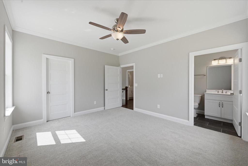 11 SCENIC LN, FLINT HILL, Virginia, 2 Bedrooms Bedrooms, ,2 BathroomsBathrooms,Residential,11 SCENIC LN,VARP2002568 MLS # VARP2002568 11 SCENIC LN, FLINT HILL, Virginia, 2 Bedrooms Bedrooms, ,2 BathroomsBathrooms,Residential,11 SCENIC LN,VARP2002568 MLS # VARP2002568