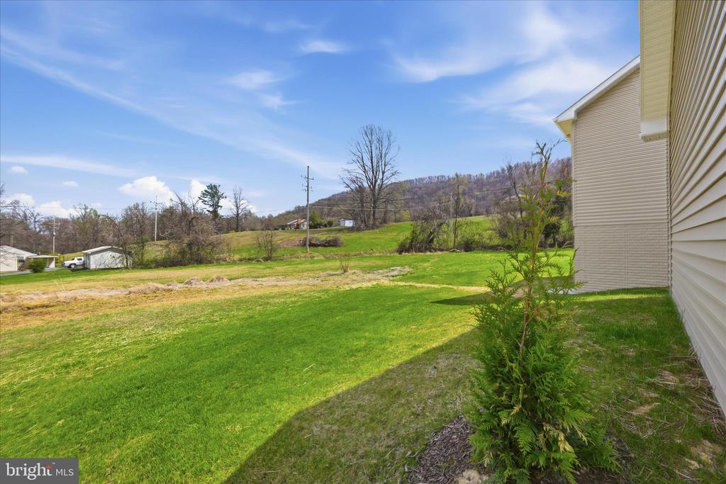 11 SCENIC LN, FLINT HILL, Virginia, 2 Bedrooms Bedrooms, ,2 BathroomsBathrooms,Residential,11 SCENIC LN,VARP2002568 MLS # VARP2002568 11 SCENIC LN, FLINT HILL, Virginia, 2 Bedrooms Bedrooms, ,2 BathroomsBathrooms,Residential,11 SCENIC LN,VARP2002568 MLS # VARP2002568