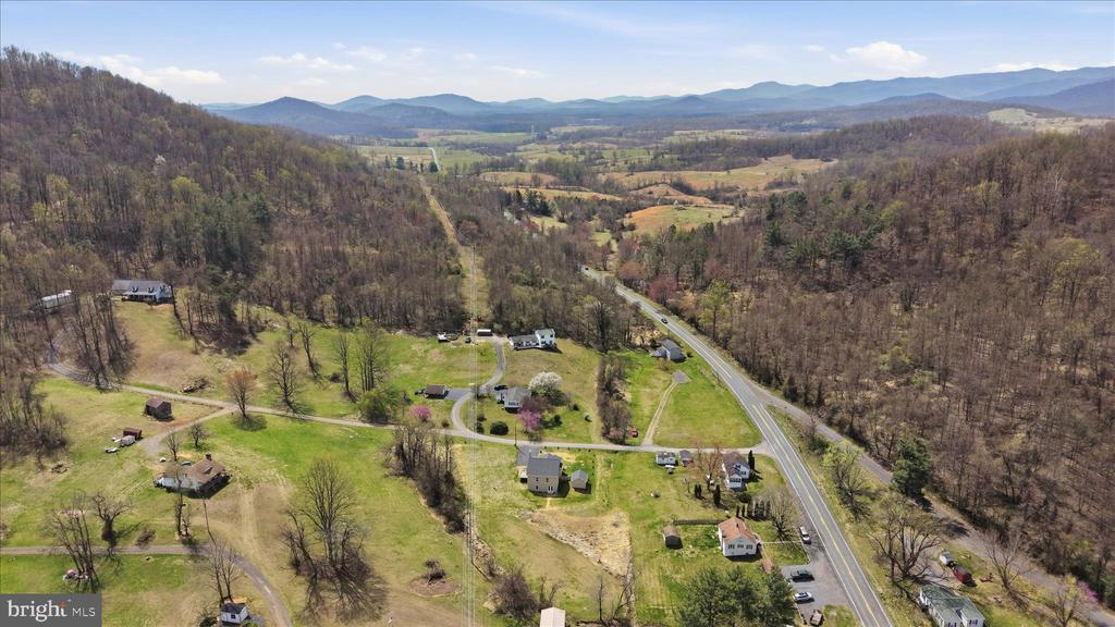 11 SCENIC LN, FLINT HILL, Virginia, 2 Bedrooms Bedrooms, ,2 BathroomsBathrooms,Residential,11 SCENIC LN,VARP2002568 MLS # VARP2002568 11 SCENIC LN, FLINT HILL, Virginia, 2 Bedrooms Bedrooms, ,2 BathroomsBathrooms,Residential,11 SCENIC LN,VARP2002568 MLS # VARP2002568