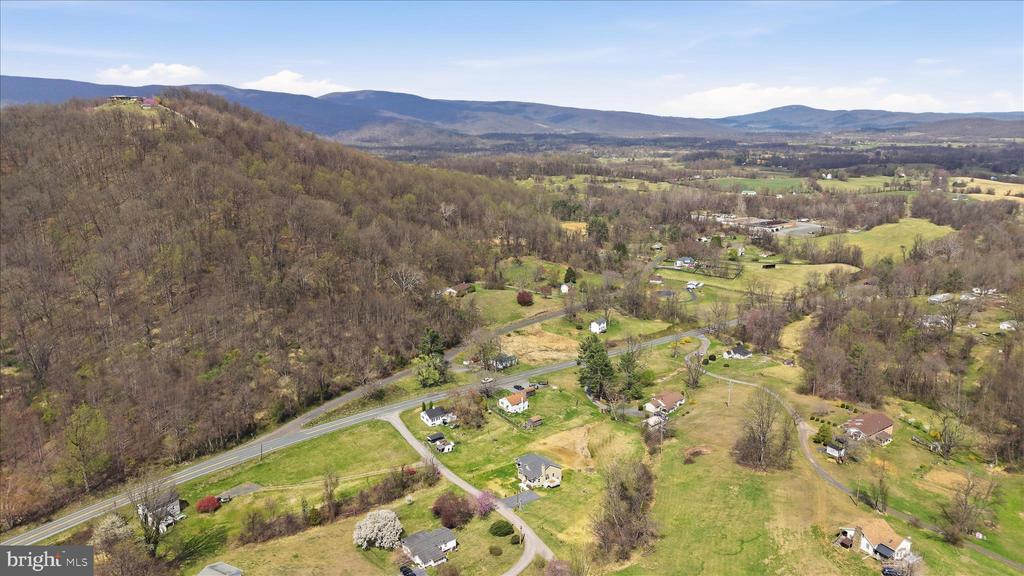 11 SCENIC LN, FLINT HILL, Virginia, 2 Bedrooms Bedrooms, ,2 BathroomsBathrooms,Residential,11 SCENIC LN,VARP2002568 MLS # VARP2002568 11 SCENIC LN, FLINT HILL, Virginia, 2 Bedrooms Bedrooms, ,2 BathroomsBathrooms,Residential,11 SCENIC LN,VARP2002568 MLS # VARP2002568