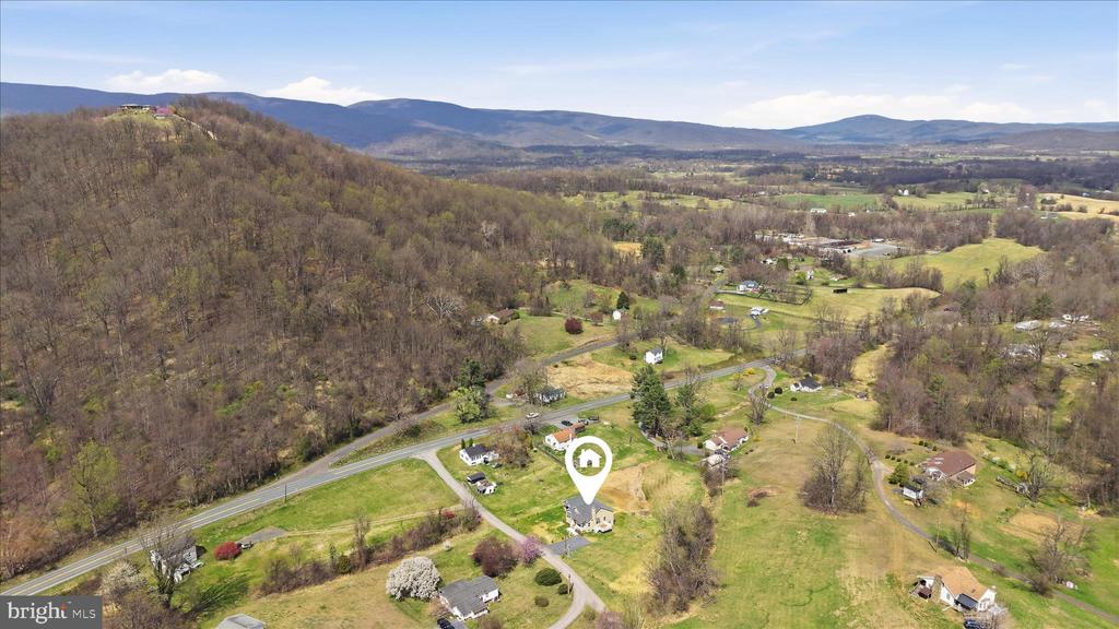 11 SCENIC LN, FLINT HILL, Virginia, 2 Bedrooms Bedrooms, ,2 BathroomsBathrooms,Residential,11 SCENIC LN,VARP2002568 MLS # VARP2002568 11 SCENIC LN, FLINT HILL, Virginia, 2 Bedrooms Bedrooms, ,2 BathroomsBathrooms,Residential,11 SCENIC LN,VARP2002568 MLS # VARP2002568