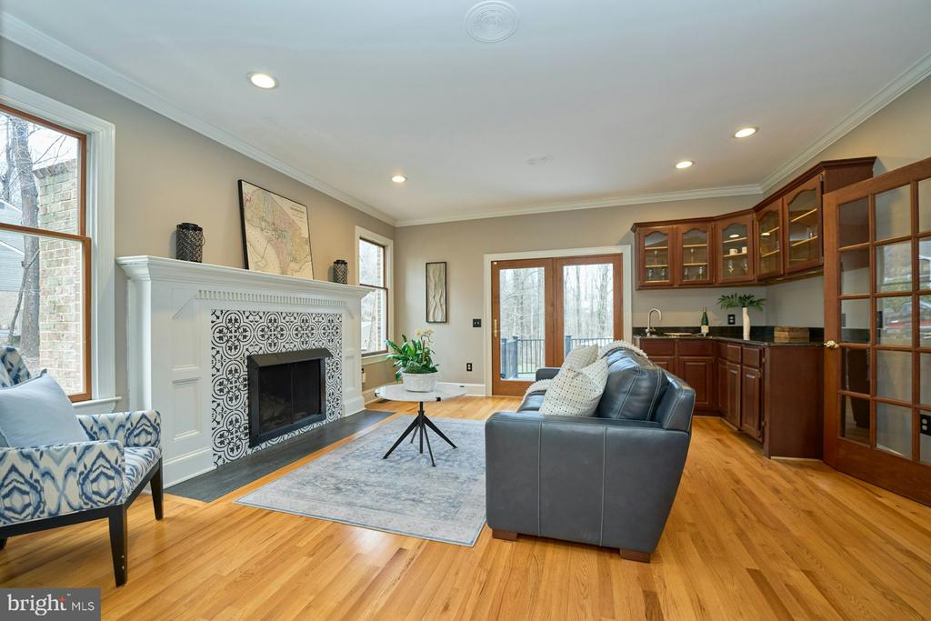 5828 HUNTON WOOD DR, BROAD RUN, Virginia, 4 Bedrooms Bedrooms, ,4 BathroomsBathrooms,Residential,5828 HUNTON WOOD DR,VAFQ2021454 MLS # VAFQ2021454