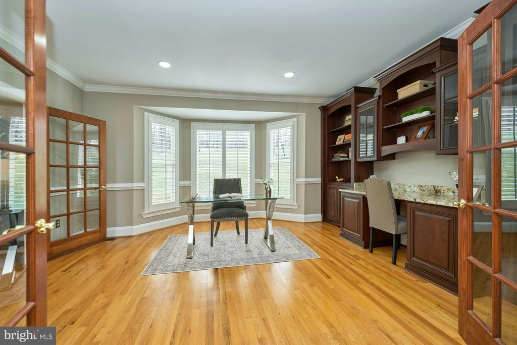 5828 HUNTON WOOD DR, BROAD RUN, Virginia, 4 Bedrooms Bedrooms, ,4 BathroomsBathrooms,Residential,5828 HUNTON WOOD DR,VAFQ2021454 MLS # VAFQ2021454