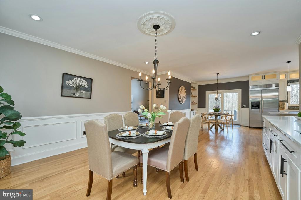 5828 HUNTON WOOD DR, BROAD RUN, Virginia, 4 Bedrooms Bedrooms, ,4 BathroomsBathrooms,Residential,5828 HUNTON WOOD DR,VAFQ2021454 MLS # VAFQ2021454