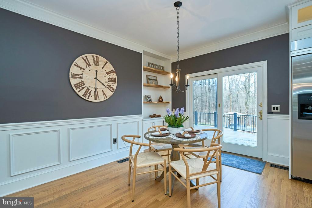 5828 HUNTON WOOD DR, BROAD RUN, Virginia, 4 Bedrooms Bedrooms, ,4 BathroomsBathrooms,Residential,5828 HUNTON WOOD DR,VAFQ2021454 MLS # VAFQ2021454