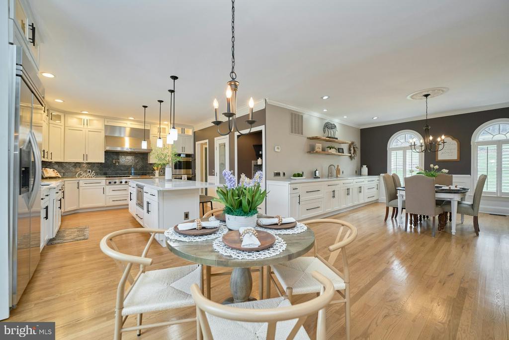 5828 HUNTON WOOD DR, BROAD RUN, Virginia, 4 Bedrooms Bedrooms, ,4 BathroomsBathrooms,Residential,5828 HUNTON WOOD DR,VAFQ2021454 MLS # VAFQ2021454