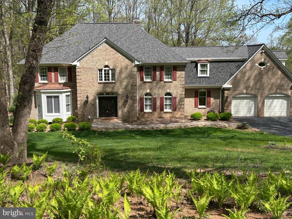 5828 HUNTON WOOD DR, BROAD RUN, Virginia, 4 Bedrooms Bedrooms, ,4 BathroomsBathrooms,Residential,5828 HUNTON WOOD DR,VAFQ2021454 MLS # VAFQ2021454