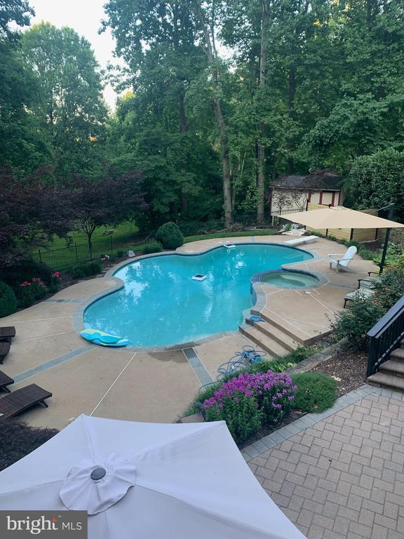 5828 HUNTON WOOD DR, BROAD RUN, Virginia, 4 Bedrooms Bedrooms, ,4 BathroomsBathrooms,Residential,5828 HUNTON WOOD DR,VAFQ2021454 MLS # VAFQ2021454