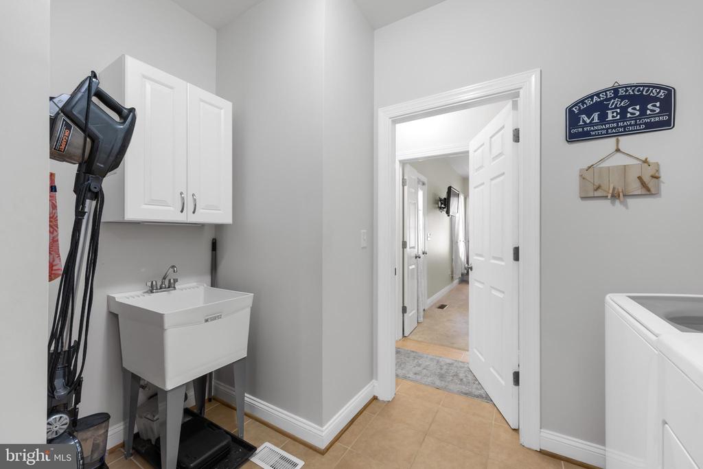 286 LEWIS DR, RUCKERSVILLE, Virginia 22968, 3 Bedrooms Bedrooms, ,3 BathroomsBathrooms,Residential,286 LEWIS DR,VAGR2000834 MLS # VAGR2000834