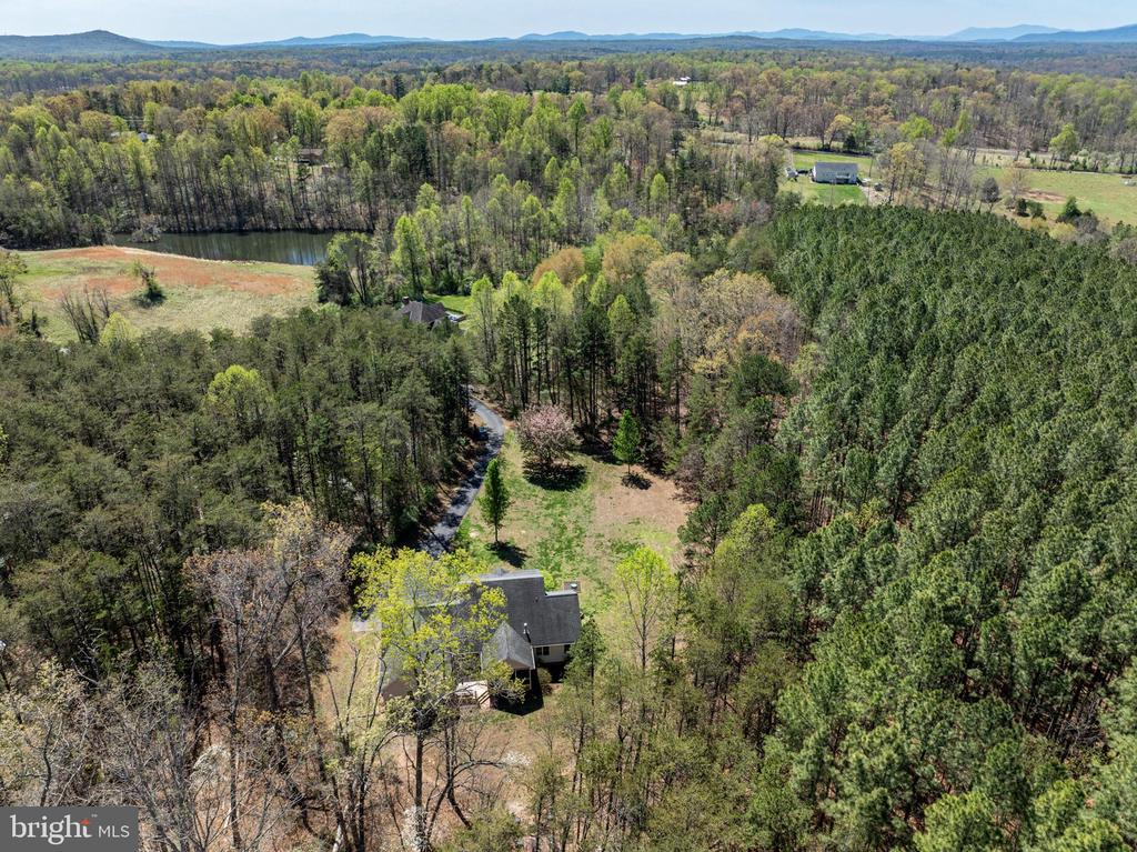 286 LEWIS DR, RUCKERSVILLE, Virginia 22968, 3 Bedrooms Bedrooms, ,3 BathroomsBathrooms,Residential,286 LEWIS DR,VAGR2000834 MLS # VAGR2000834