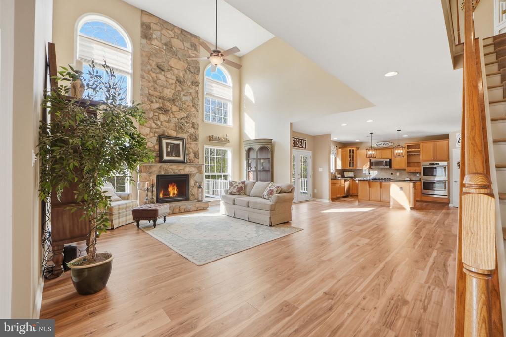 6925 MILL VALLEY DR, WARRENTON, Virginia, 4 Bedrooms Bedrooms, ,3 BathroomsBathrooms,Residential,6925 MILL VALLEY DR,VAFQ2021458 MLS # VAFQ2021458