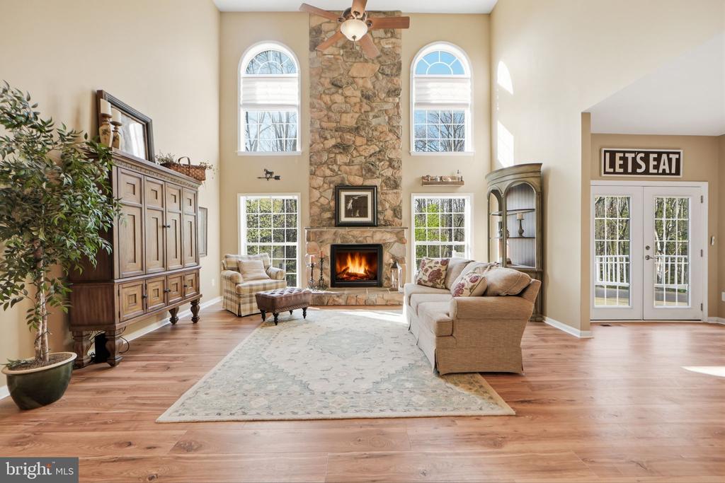 6925 MILL VALLEY DR, WARRENTON, Virginia, 4 Bedrooms Bedrooms, ,3 BathroomsBathrooms,Residential,6925 MILL VALLEY DR,VAFQ2021458 MLS # VAFQ2021458