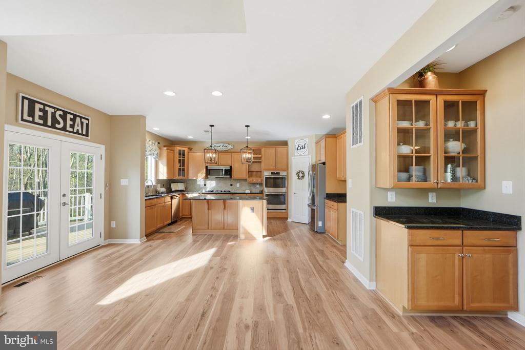 6925 MILL VALLEY DR, WARRENTON, Virginia, 4 Bedrooms Bedrooms, ,3 BathroomsBathrooms,Residential,6925 MILL VALLEY DR,VAFQ2021458 MLS # VAFQ2021458