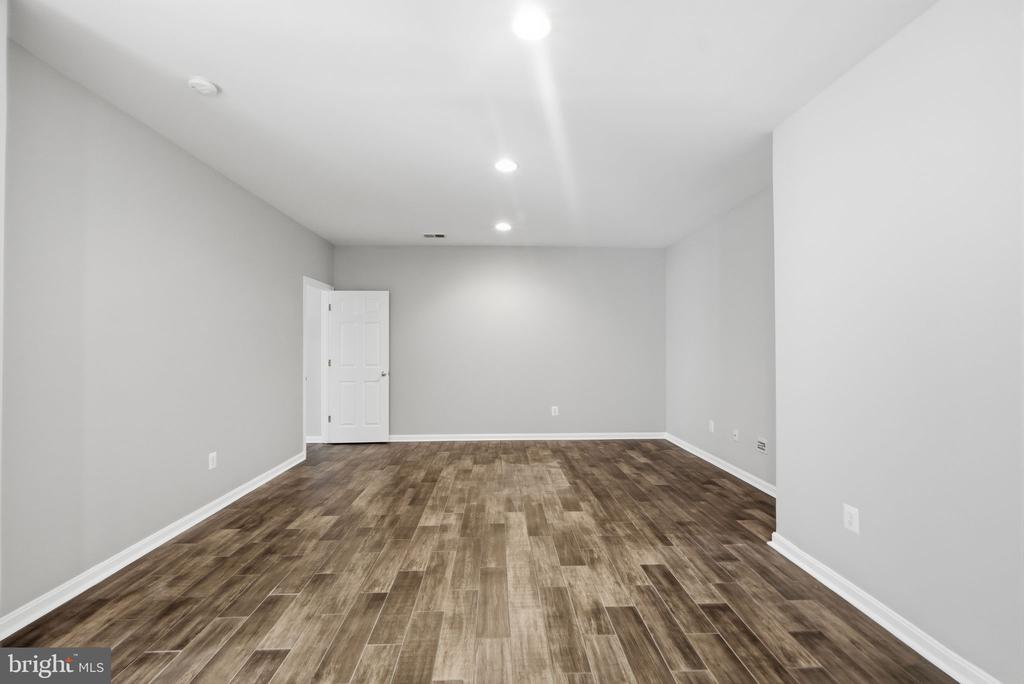 6925 MILL VALLEY DR, WARRENTON, Virginia, 4 Bedrooms Bedrooms, ,3 BathroomsBathrooms,Residential,6925 MILL VALLEY DR,VAFQ2021458 MLS # VAFQ2021458