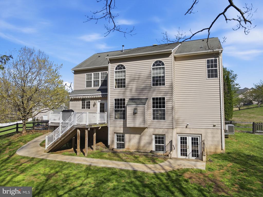 6925 MILL VALLEY DR, WARRENTON, Virginia, 4 Bedrooms Bedrooms, ,3 BathroomsBathrooms,Residential,6925 MILL VALLEY DR,VAFQ2021458 MLS # VAFQ2021458