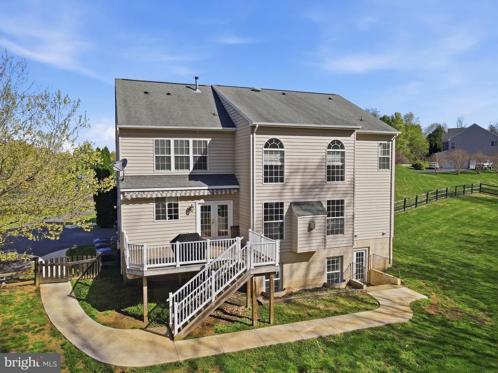 6925 MILL VALLEY DR, WARRENTON, Virginia, 4 Bedrooms Bedrooms, ,3 BathroomsBathrooms,Residential,6925 MILL VALLEY DR,VAFQ2021458 MLS # VAFQ2021458