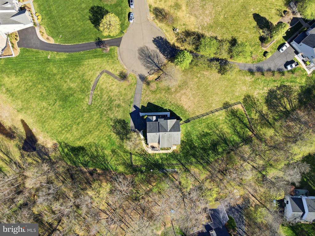 6925 MILL VALLEY DR, WARRENTON, Virginia, 4 Bedrooms Bedrooms, ,3 BathroomsBathrooms,Residential,6925 MILL VALLEY DR,VAFQ2021458 MLS # VAFQ2021458