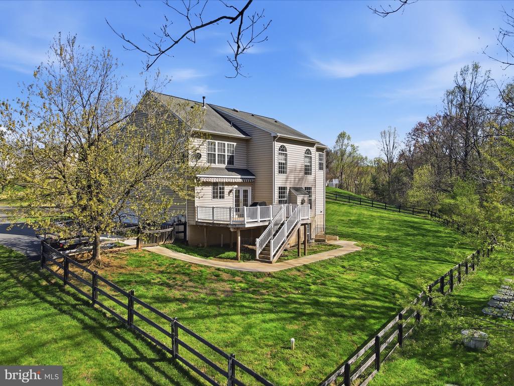 6925 MILL VALLEY DR, WARRENTON, Virginia, 4 Bedrooms Bedrooms, ,3 BathroomsBathrooms,Residential,6925 MILL VALLEY DR,VAFQ2021458 MLS # VAFQ2021458