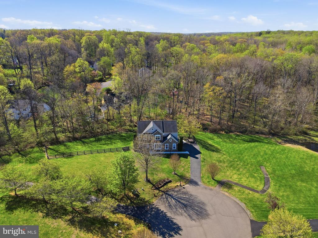 6925 MILL VALLEY DR, WARRENTON, Virginia, 4 Bedrooms Bedrooms, ,3 BathroomsBathrooms,Residential,6925 MILL VALLEY DR,VAFQ2021458 MLS # VAFQ2021458