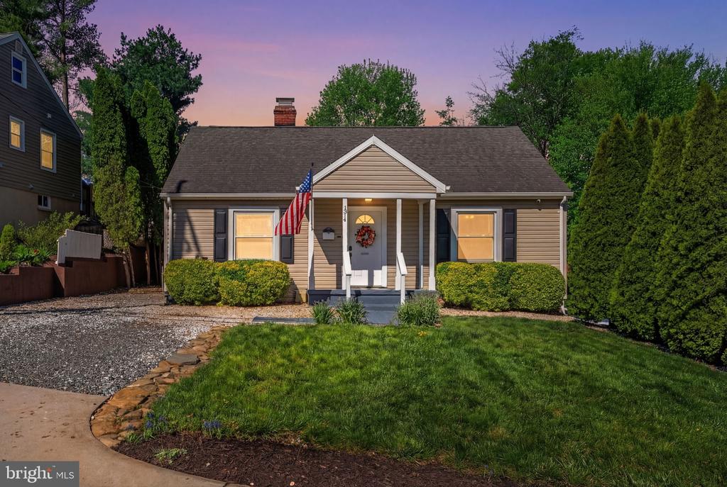 1314 S WEST ST, CULPEPER, Virginia 22701, 2 Bedrooms Bedrooms, ,1 BathroomBathrooms,Residential,1314 S WEST ST,VACU2013162 MLS # VACU2013162 1314 S WEST ST, CULPEPER, Virginia 22701, 2 Bedrooms Bedrooms, ,1 BathroomBathrooms,Residential,1314 S WEST ST,VACU2013162 MLS # VACU2013162