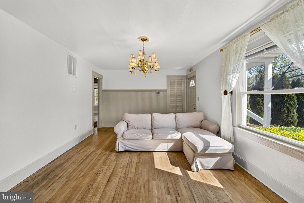 1314 S WEST ST, CULPEPER, Virginia 22701, 2 Bedrooms Bedrooms, ,1 BathroomBathrooms,Residential,1314 S WEST ST,VACU2013162 MLS # VACU2013162 1314 S WEST ST, CULPEPER, Virginia 22701, 2 Bedrooms Bedrooms, ,1 BathroomBathrooms,Residential,1314 S WEST ST,VACU2013162 MLS # VACU2013162