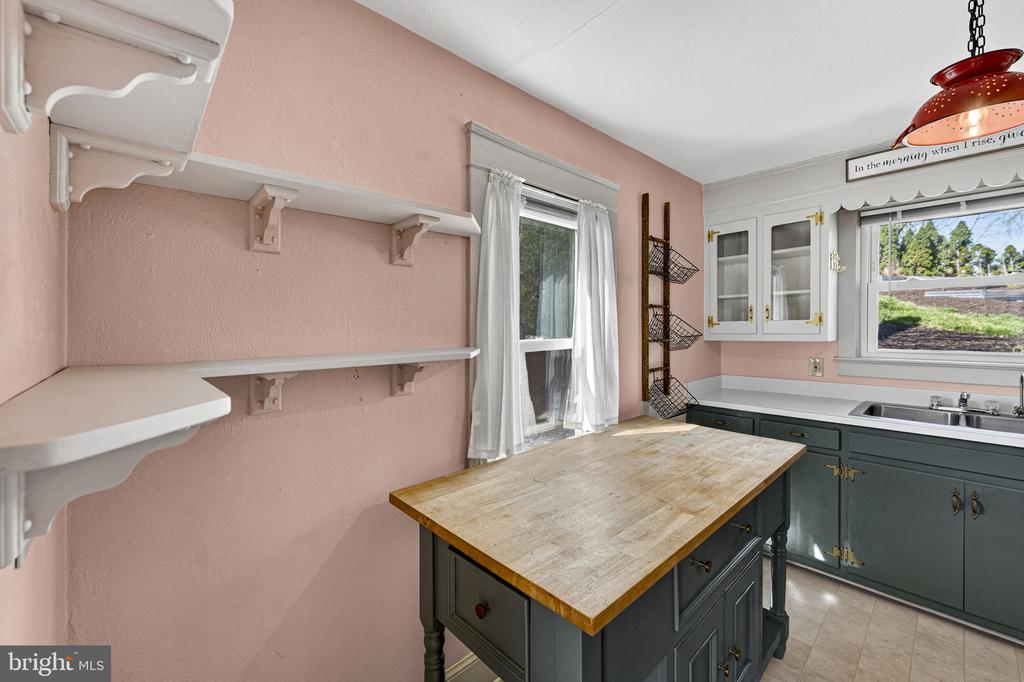 1314 S WEST ST, CULPEPER, Virginia 22701, 2 Bedrooms Bedrooms, ,1 BathroomBathrooms,Residential,1314 S WEST ST,VACU2013162 MLS # VACU2013162 1314 S WEST ST, CULPEPER, Virginia 22701, 2 Bedrooms Bedrooms, ,1 BathroomBathrooms,Residential,1314 S WEST ST,VACU2013162 MLS # VACU2013162