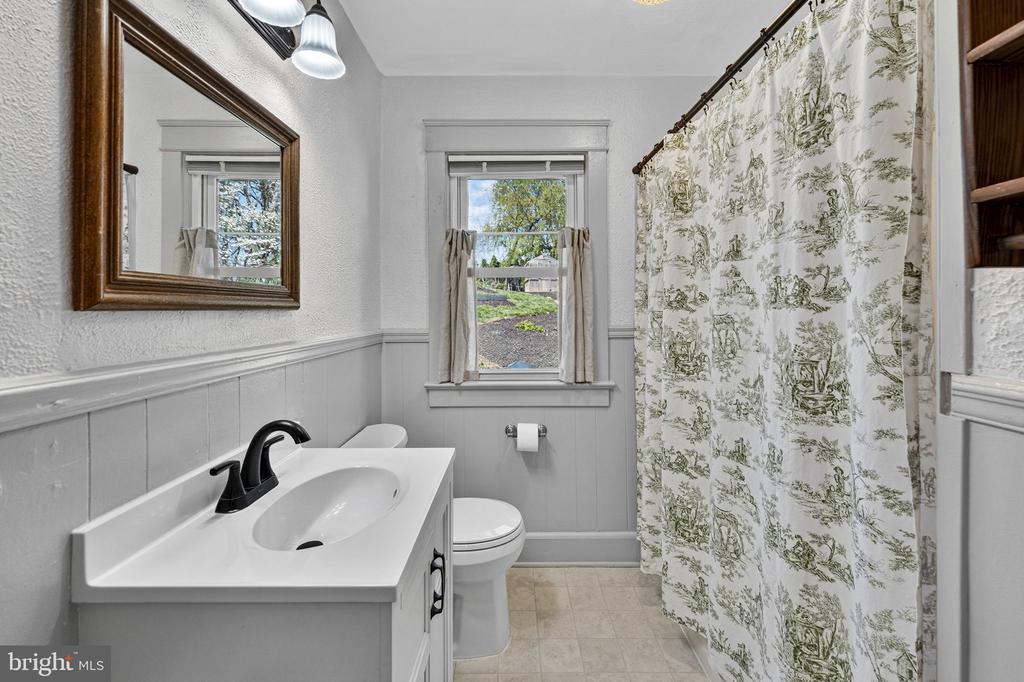 1314 S WEST ST, CULPEPER, Virginia 22701, 2 Bedrooms Bedrooms, ,1 BathroomBathrooms,Residential,1314 S WEST ST,VACU2013162 MLS # VACU2013162 1314 S WEST ST, CULPEPER, Virginia 22701, 2 Bedrooms Bedrooms, ,1 BathroomBathrooms,Residential,1314 S WEST ST,VACU2013162 MLS # VACU2013162