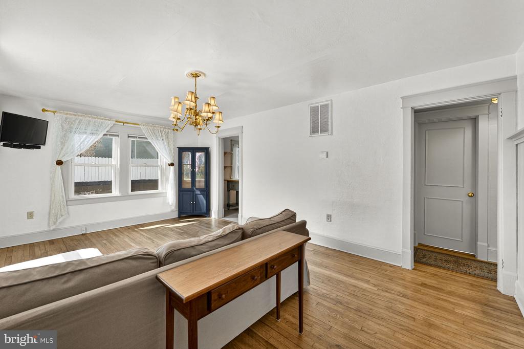 1314 S WEST ST, CULPEPER, Virginia 22701, 2 Bedrooms Bedrooms, ,1 BathroomBathrooms,Residential,1314 S WEST ST,VACU2013162 MLS # VACU2013162 1314 S WEST ST, CULPEPER, Virginia 22701, 2 Bedrooms Bedrooms, ,1 BathroomBathrooms,Residential,1314 S WEST ST,VACU2013162 MLS # VACU2013162