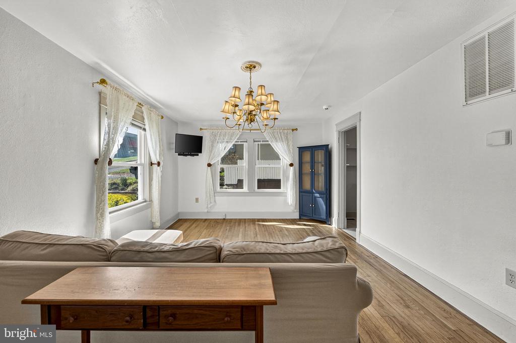 1314 S WEST ST, CULPEPER, Virginia 22701, 2 Bedrooms Bedrooms, ,1 BathroomBathrooms,Residential,1314 S WEST ST,VACU2013162 MLS # VACU2013162 1314 S WEST ST, CULPEPER, Virginia 22701, 2 Bedrooms Bedrooms, ,1 BathroomBathrooms,Residential,1314 S WEST ST,VACU2013162 MLS # VACU2013162