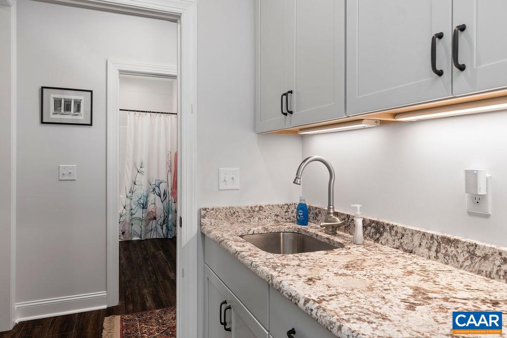 80 APPLE BLOSSOM CT, NELLYSFORD, Virginia 22958, 2 Bedrooms Bedrooms, ,2 BathroomsBathrooms,Residential,80 APPLE BLOSSOM CT,674972 MLS # 674972