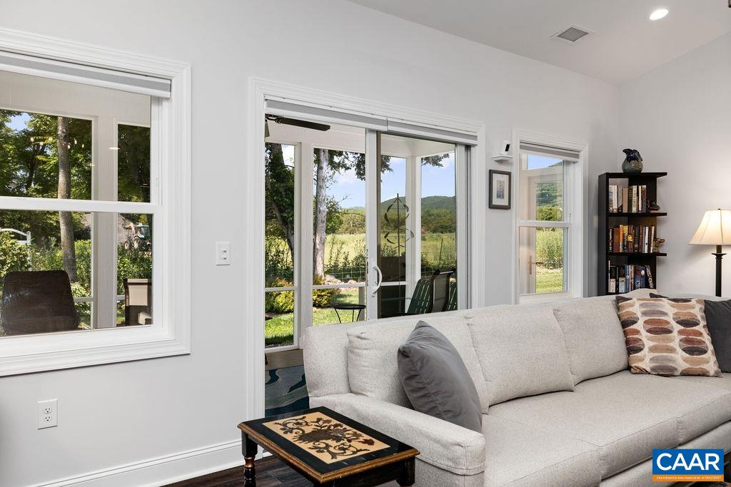 80 APPLE BLOSSOM CT, NELLYSFORD, Virginia 22958, 2 Bedrooms Bedrooms, ,2 BathroomsBathrooms,Residential,80 APPLE BLOSSOM CT,674972 MLS # 674972