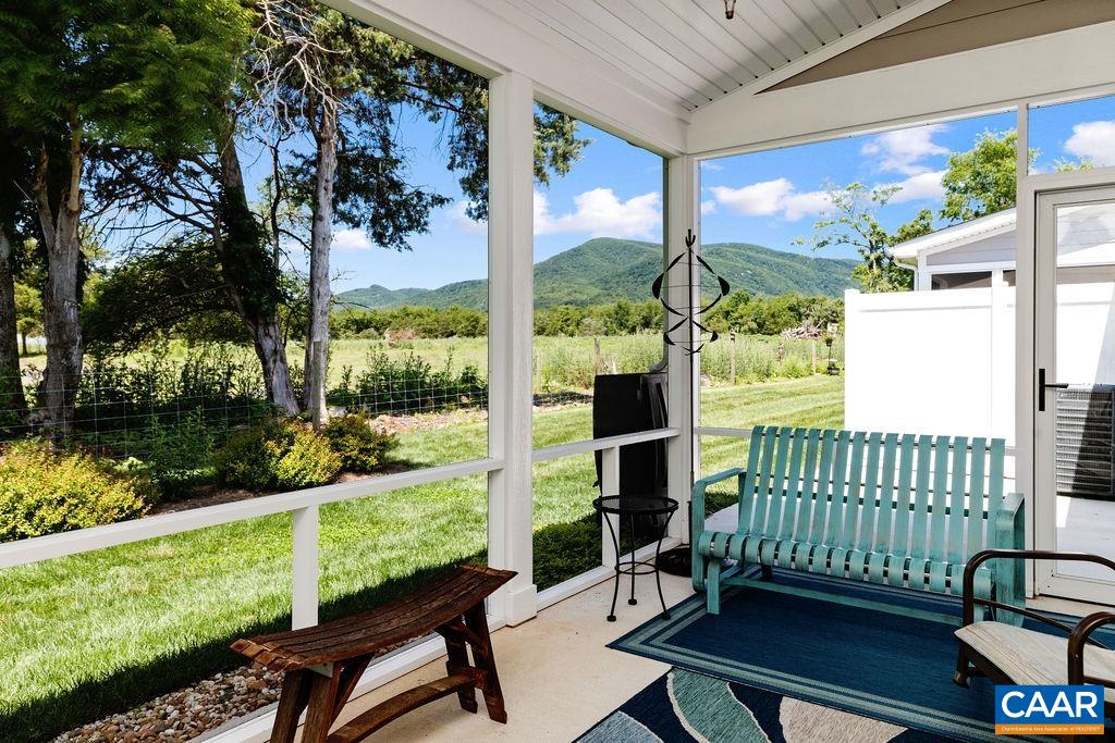 80 APPLE BLOSSOM CT, NELLYSFORD, Virginia 22958, 2 Bedrooms Bedrooms, ,2 BathroomsBathrooms,Residential,80 APPLE BLOSSOM CT,674972 MLS # 674972