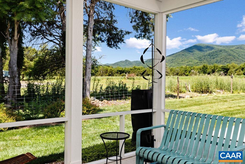 80 APPLE BLOSSOM CT, NELLYSFORD, Virginia 22958, 2 Bedrooms Bedrooms, ,2 BathroomsBathrooms,Residential,80 APPLE BLOSSOM CT,674972 MLS # 674972