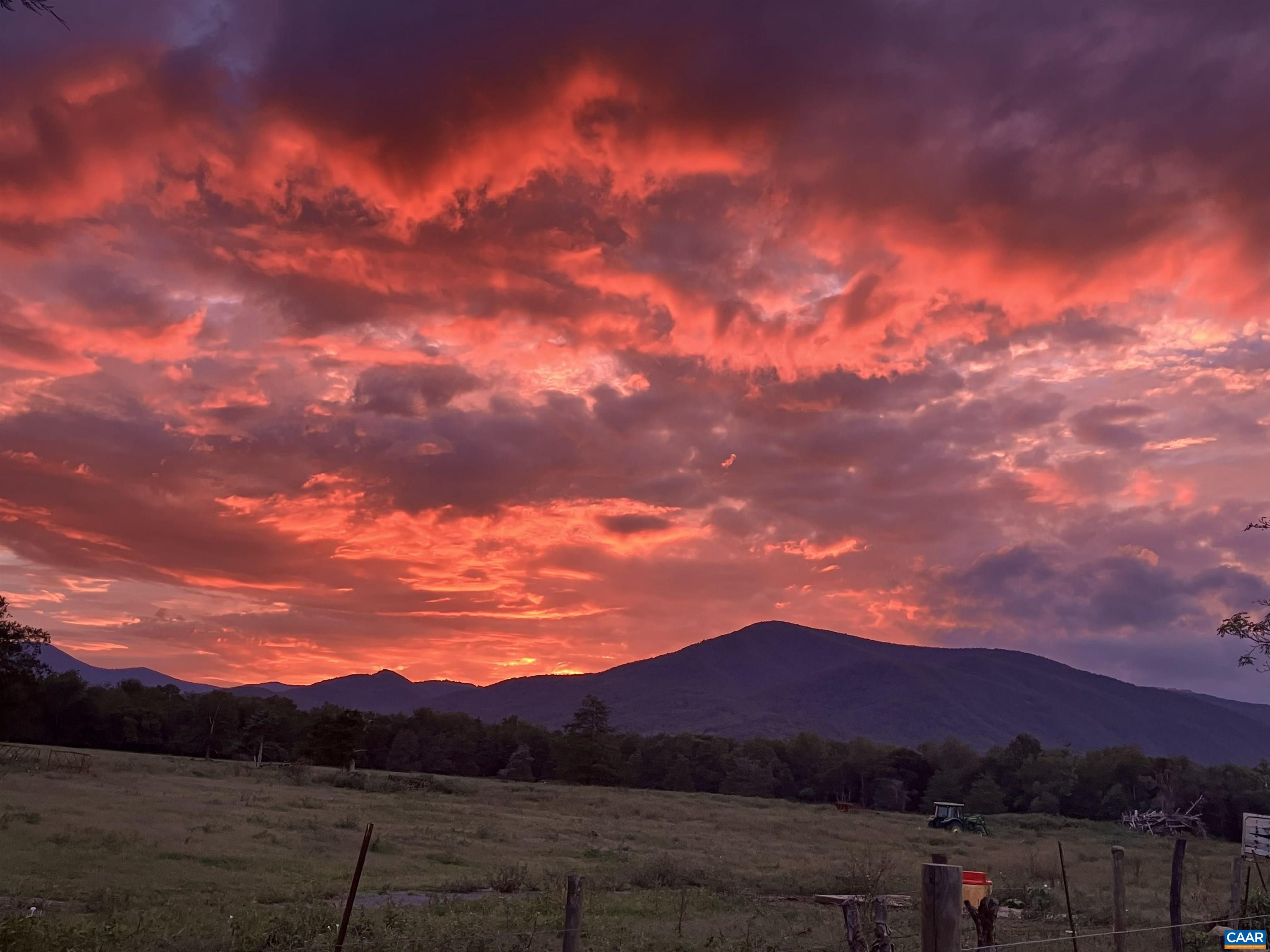 80 APPLE BLOSSOM CT, NELLYSFORD, Virginia 22958, 2 Bedrooms Bedrooms, ,2 BathroomsBathrooms,Residential,80 APPLE BLOSSOM CT,674972 MLS # 674972