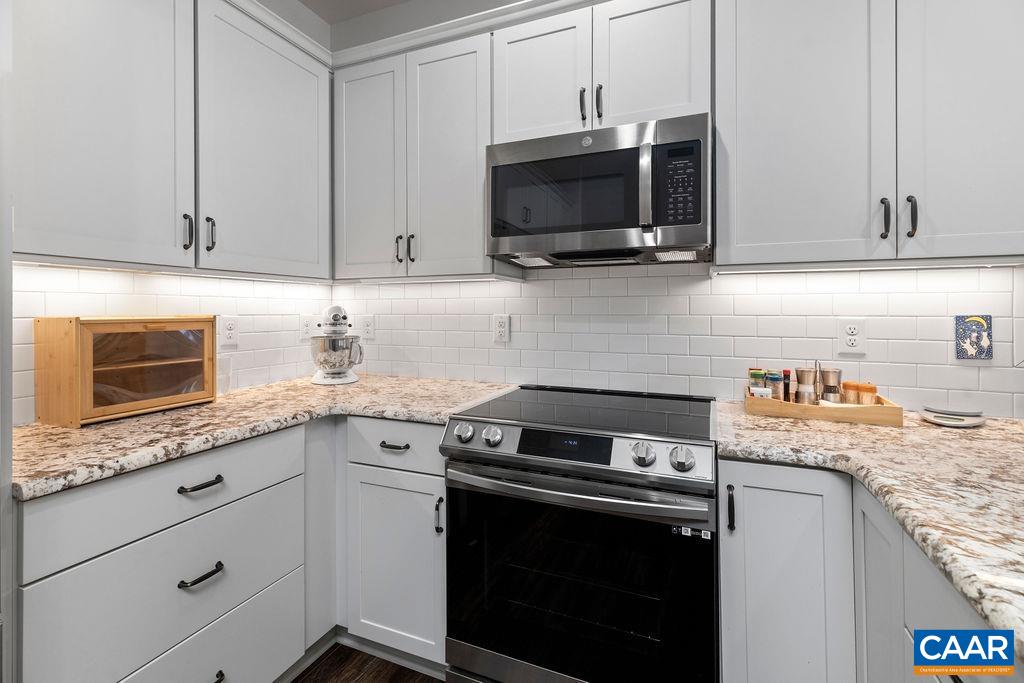 80 APPLE BLOSSOM CT, NELLYSFORD, Virginia 22958, 2 Bedrooms Bedrooms, ,2 BathroomsBathrooms,Residential,80 APPLE BLOSSOM CT,674972 MLS # 674972