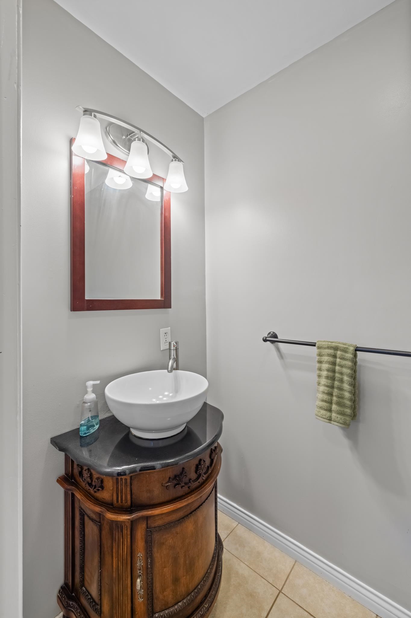 249 CATTLE SCALES RD, WAYNESBORO, Virginia 22980, 4 Bedrooms Bedrooms, ,2 BathroomsBathrooms,Residential,249 CATTLE SCALES RD,675002 MLS # 675002