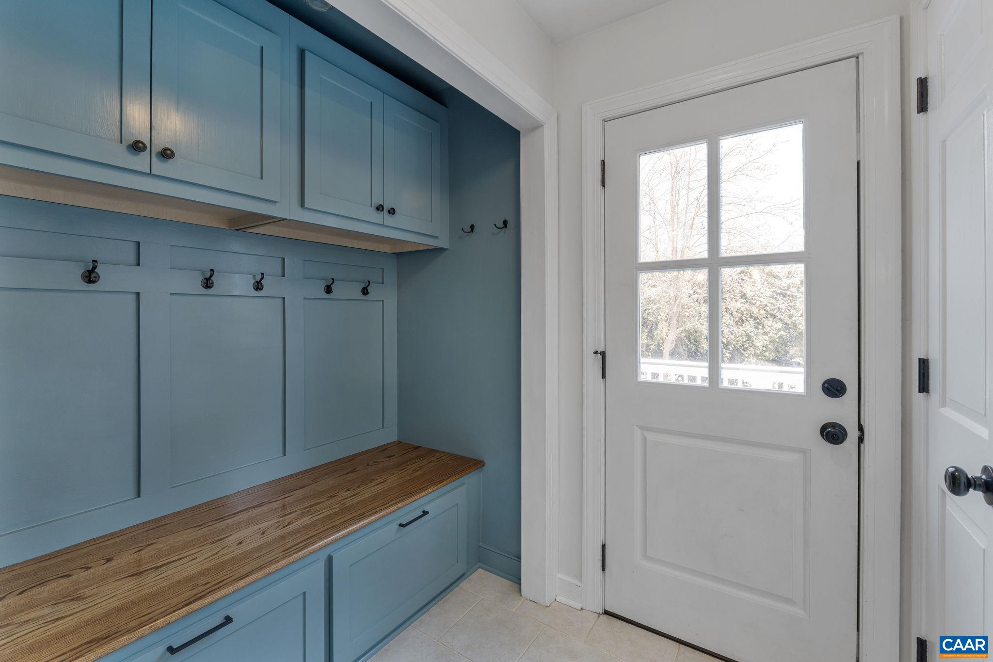 2720 LEEDS LN, CHARLOTTESVILLE, Virginia 22901, 4 Bedrooms Bedrooms, ,3 BathroomsBathrooms,Residential,2720 LEEDS LN,675332 MLS # 675332