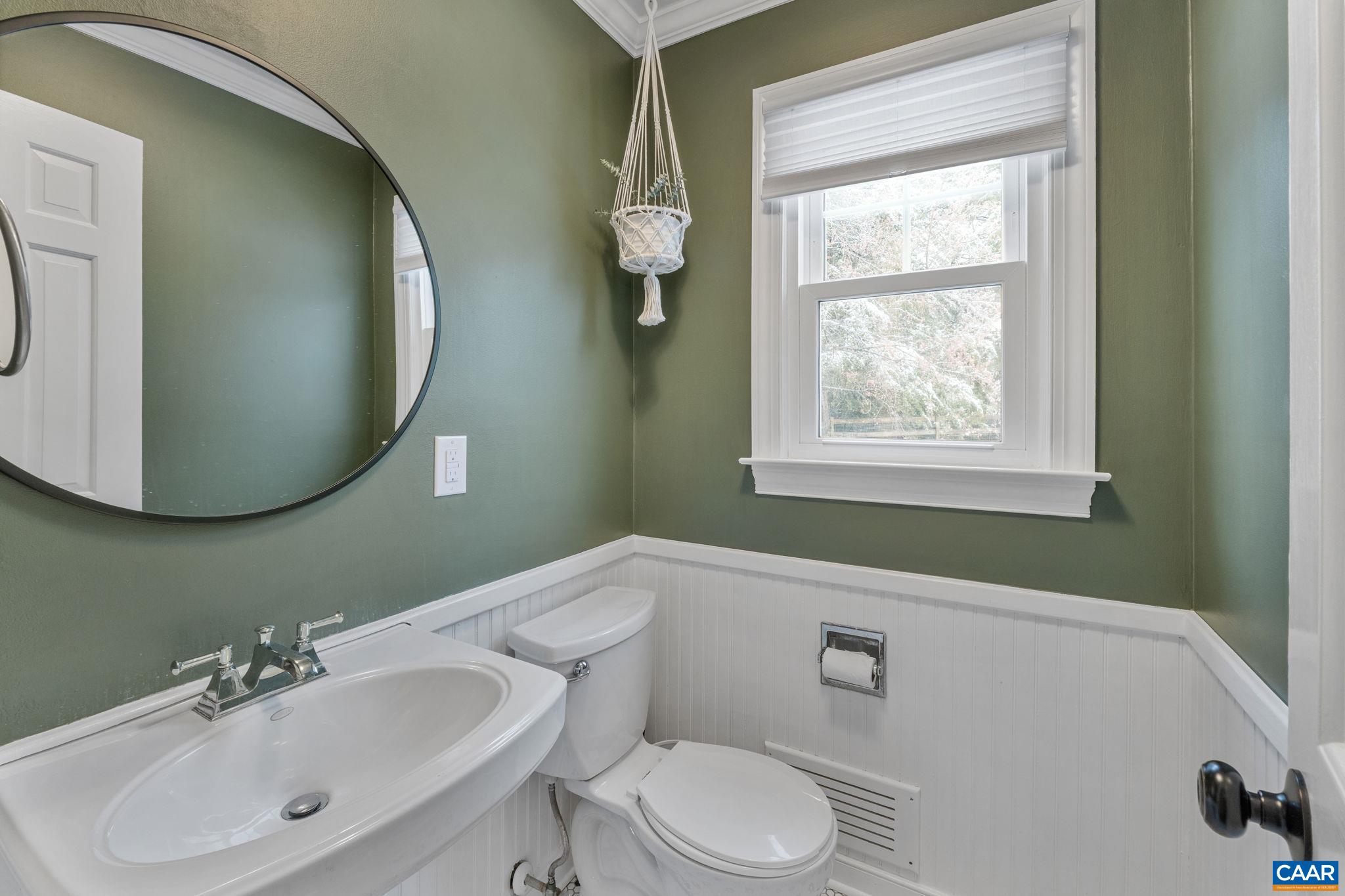 2720 LEEDS LN, CHARLOTTESVILLE, Virginia 22901, 4 Bedrooms Bedrooms, ,3 BathroomsBathrooms,Residential,2720 LEEDS LN,675332 MLS # 675332