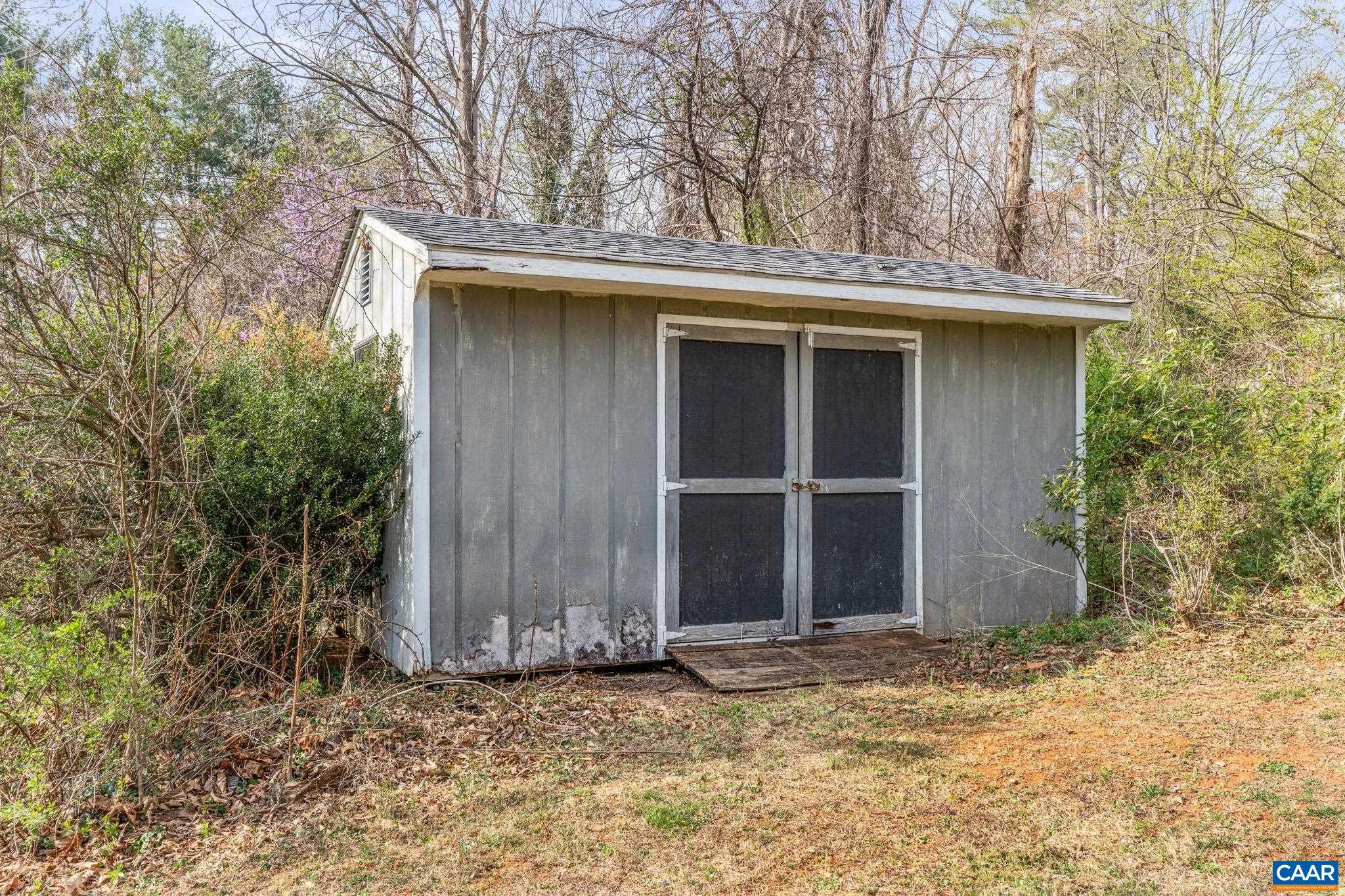 2720 LEEDS LN, CHARLOTTESVILLE, Virginia 22901, 4 Bedrooms Bedrooms, ,3 BathroomsBathrooms,Residential,2720 LEEDS LN,675332 MLS # 675332