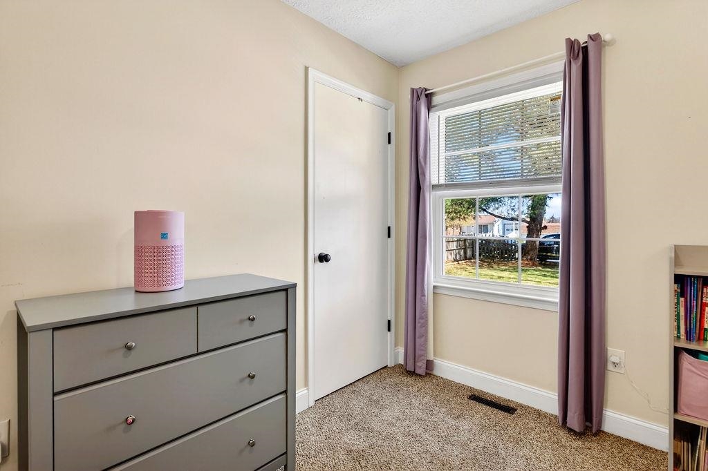 9 CLOVER PL, VERONA, Virginia 24482, 3 Bedrooms Bedrooms, ,1 BathroomBathrooms,Residential,9 CLOVER PL,675512 MLS # 675512 9 CLOVER PL, VERONA, Virginia 24482, 3 Bedrooms Bedrooms, ,1 BathroomBathrooms,Residential,9 CLOVER PL,675512 MLS # 675512