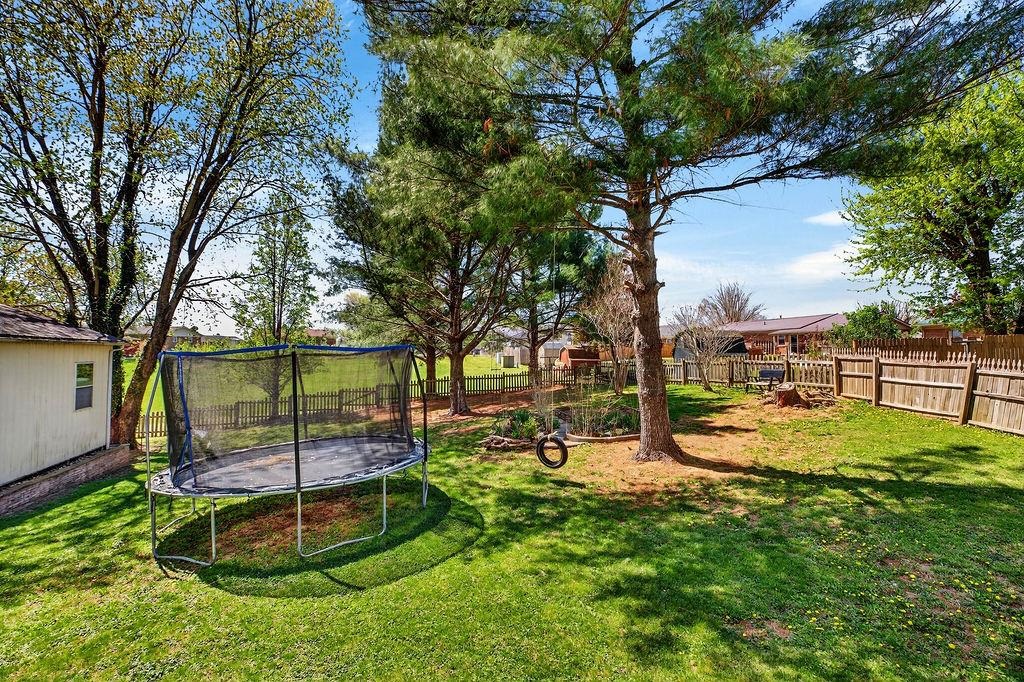 9 CLOVER PL, VERONA, Virginia 24482, 3 Bedrooms Bedrooms, ,1 BathroomBathrooms,Residential,9 CLOVER PL,675512 MLS # 675512 9 CLOVER PL, VERONA, Virginia 24482, 3 Bedrooms Bedrooms, ,1 BathroomBathrooms,Residential,9 CLOVER PL,675512 MLS # 675512