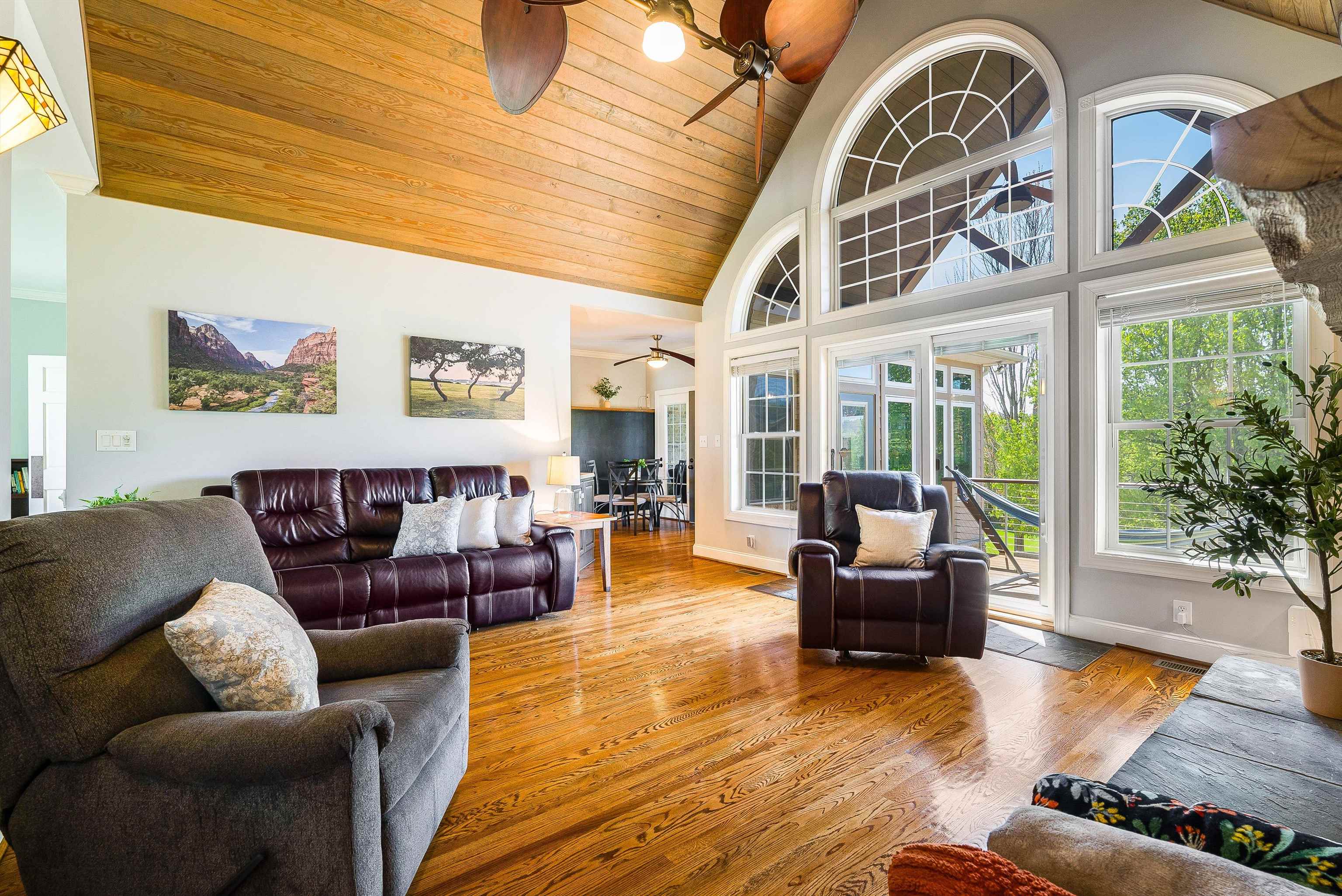 31 FAIRFIELD CT, STAUNTON, Virginia 24401, 3 Bedrooms Bedrooms, ,3 BathroomsBathrooms,Residential,31 FAIRFIELD CT,675514 MLS # 675514