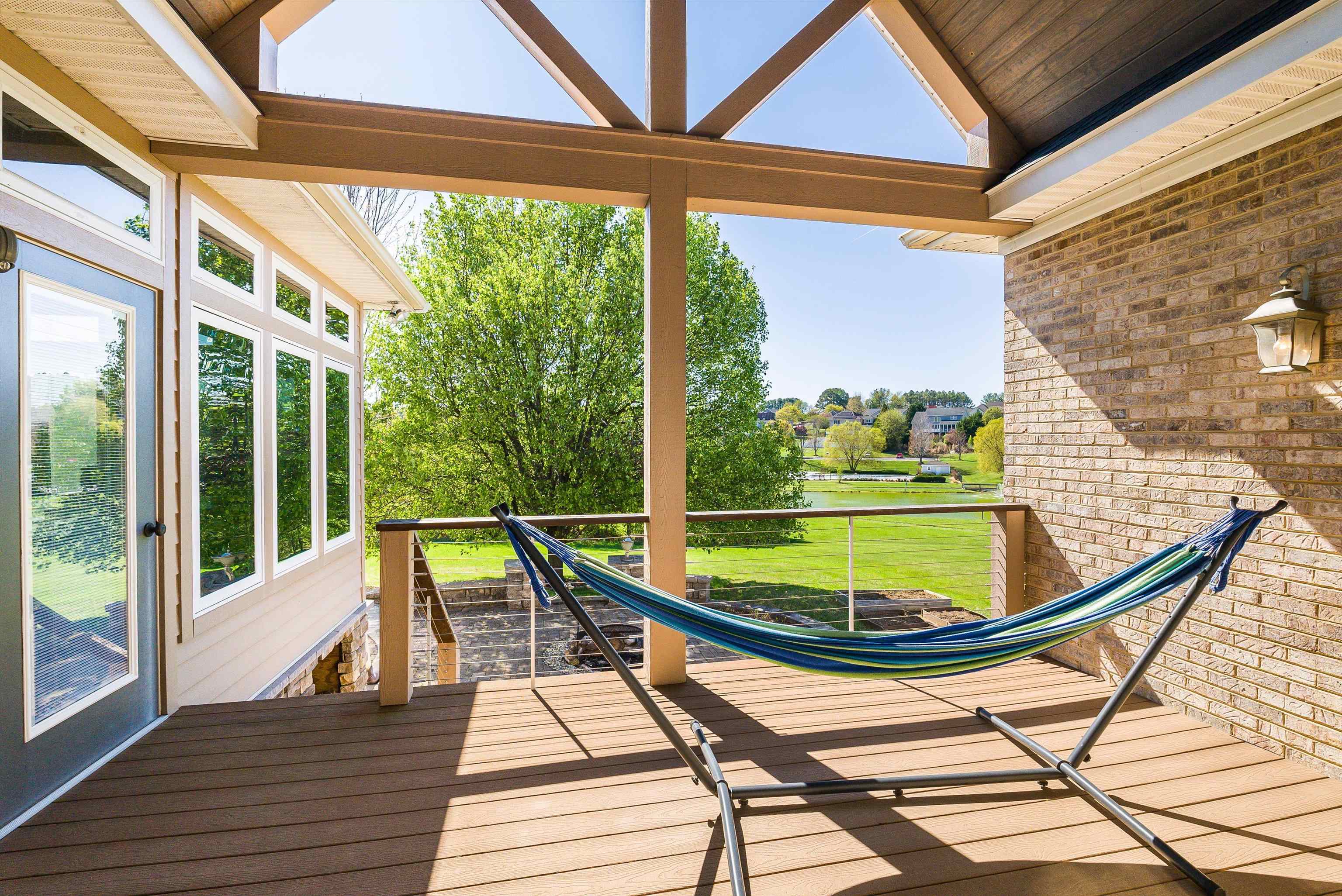 31 FAIRFIELD CT, STAUNTON, Virginia 24401, 3 Bedrooms Bedrooms, ,3 BathroomsBathrooms,Residential,31 FAIRFIELD CT,675514 MLS # 675514