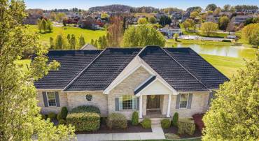 31 FAIRFIELD CT, STAUNTON, Virginia 24401, 3 Bedrooms Bedrooms, ,3 BathroomsBathrooms,Residential,31 FAIRFIELD CT,675514 MLS # 675514