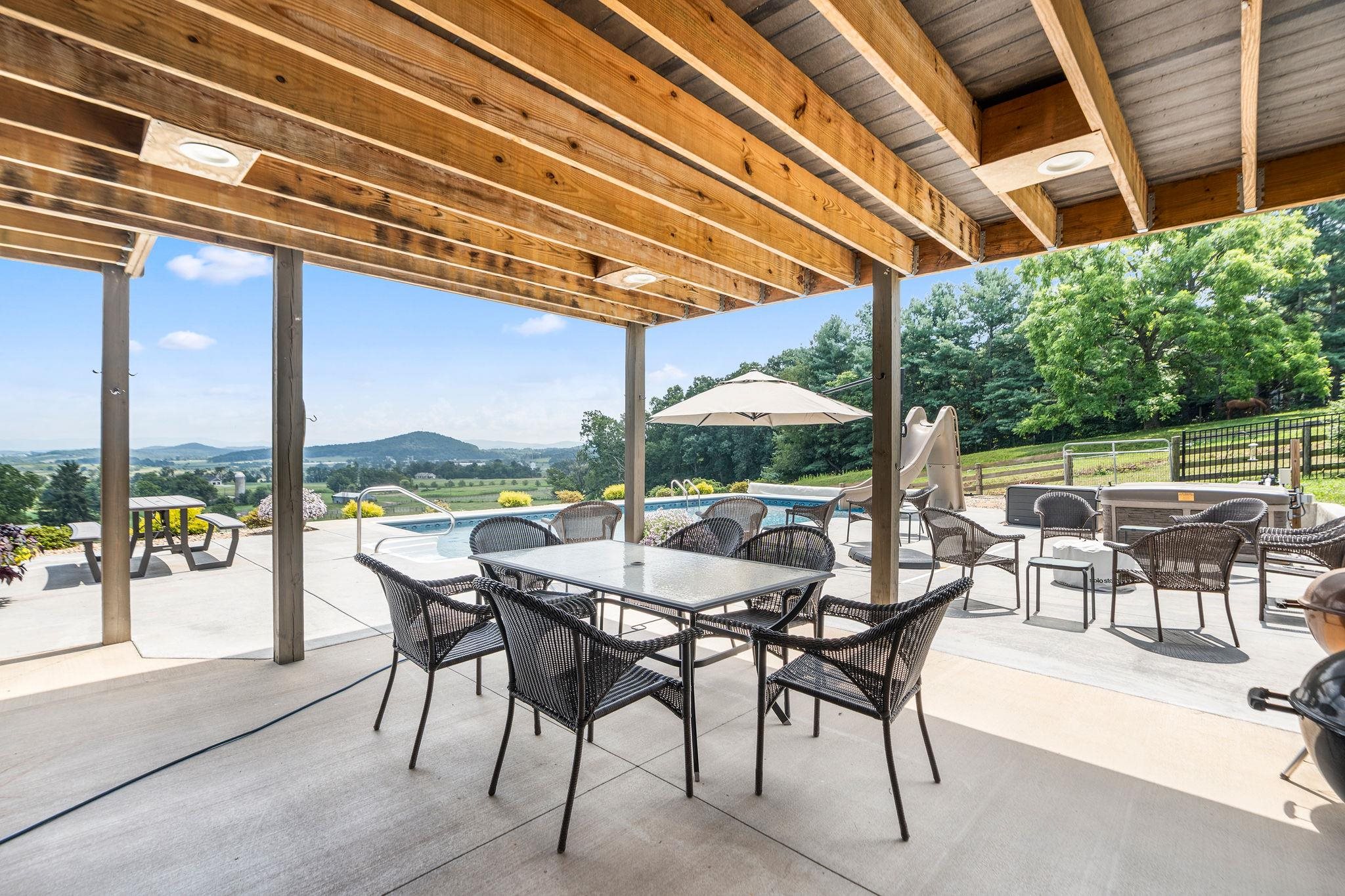 635 CHURCHMANS MILL RD, STUARTS DRAFT, Virginia 24477, 4 Bedrooms Bedrooms, ,3 BathroomsBathrooms,Residential,635 CHURCHMANS MILL RD,675523 MLS # 675523