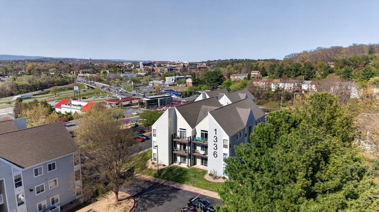 1336 HUNTERS RD, HARRISONBURG, Virginia 22801, 2 Bedrooms Bedrooms, ,2 BathroomsBathrooms,Residential,1336 HUNTERS RD,675532 MLS # 675532