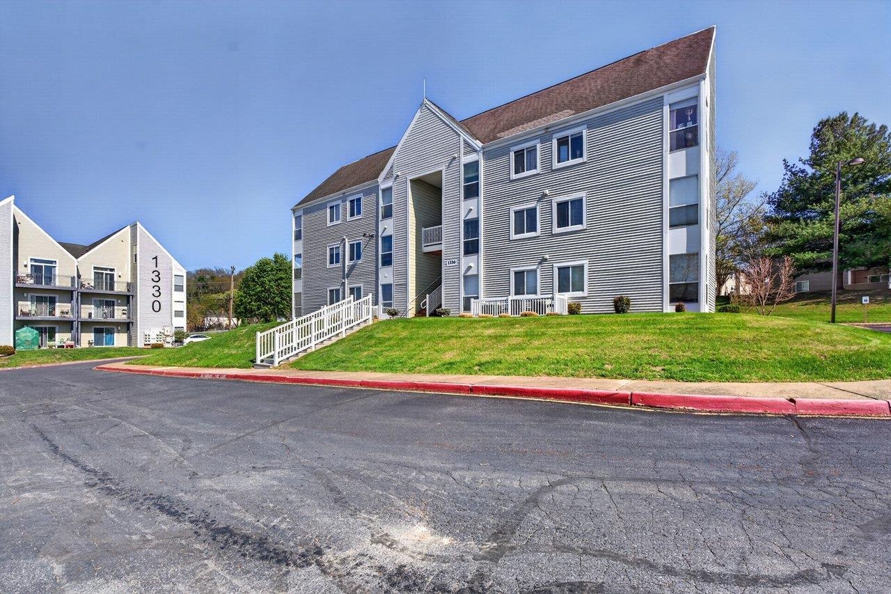 1336 HUNTERS RD, HARRISONBURG, Virginia 22801, 2 Bedrooms Bedrooms, ,2 BathroomsBathrooms,Residential,1336 HUNTERS RD,675532 MLS # 675532